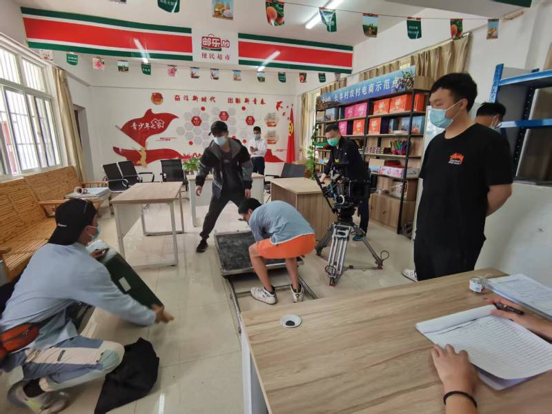 追星女孩心理学分析报告：且末县广告片拍摄公司揭秘饭圈应援式传播逻辑